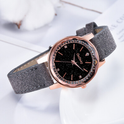 

RM Fashion Simple Without Numeral Scale Scrub Dial Dial Quartz Female Watch