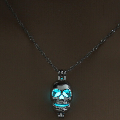 

Punk Skull Luminous Long Chain Necklace Rose Silver Color Chain Necklaces