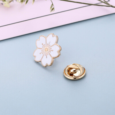 

Japanese Academy And Wind Girl Beautiful Flower Brooch 1 Brooch Ladies Jewelry