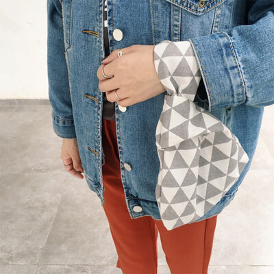 

Handbag Fashion Women Purse Casual Totes Japanese Style Wind Wrist Bag Walking Shopping Mobile Phone Key Print Simple