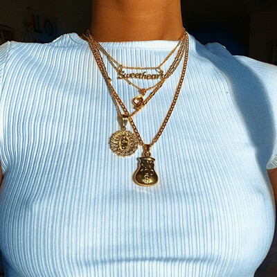 

Vintage Women Necklaces English Monkey Madonna Sun Pouch Pendant Multilayer Gold Necklace Set Clavicle Chain Jewelry Wear
