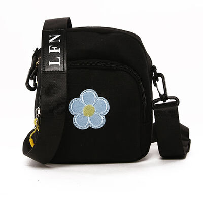 

Ins Japanese department original soft girl small satchel network celebrity foreign gas flower canvas students single shoulder obli