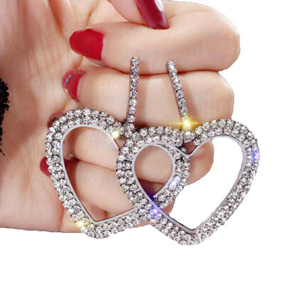 

Fashion Women Hollow Heart Charm Full Rhinestone Inlaid Stud Earrings Jewelry