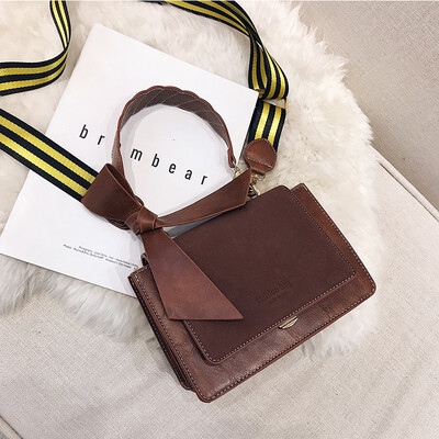

Spring&summer Scrub bag female 2019 new wave Korean version of the wild single shoulder diagonal portable fashion wide shoulder strap small square bag