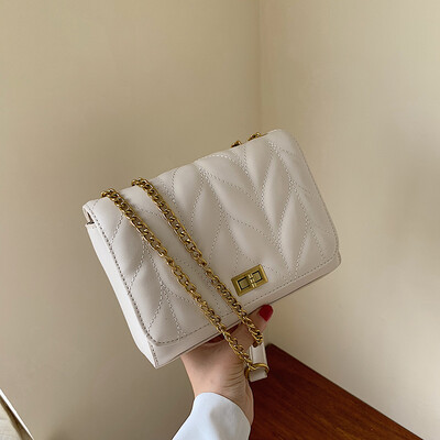 

Chic retro chain bag fashion high sense of foreign style small square bag new 2019 womens bag shoulder Messenger bag