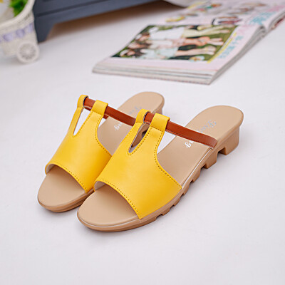 

In summer womens thick bottom with the Korean version of beach fashion casual wear flat sandals&slippers tide womens shoes