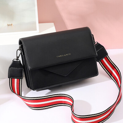

Summer womens new wave Korean girls simple fashion Joker shoulder Messenger bag small square bag