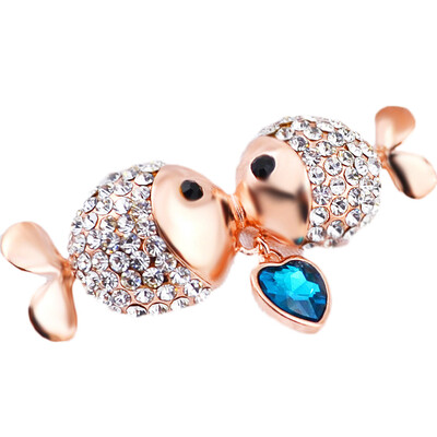 

Cute Lovel Cretive Full Drill Lovely Kiss Fish Crystal Brooch Corsage Scarf Buckle