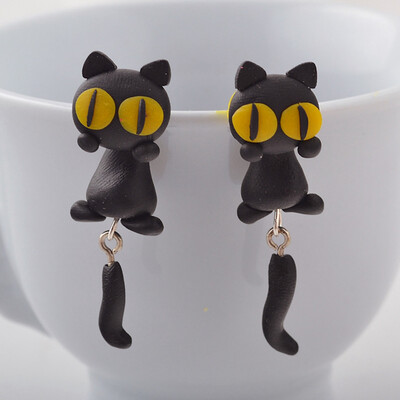 

Cartoon Animal Three-dimensional Soft Ceramic Earrings Cannibal Flower Fox Cat