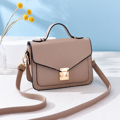 

Summer new womens tide hand-held messenger bag fashionable simple Korean 100-way small square bag