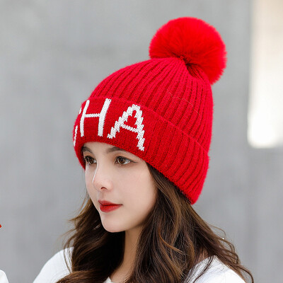 

New Womens Ball Knitted Wool Cap in Autumn&Winter