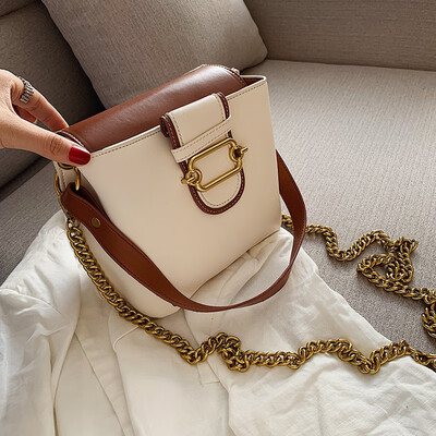

Qiao Bani 2019 new South Korea ins fashion retro wind chain flip bag hand strap shoulder diagonal tide handbag