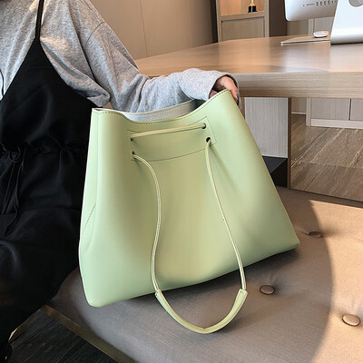 

Bag female fashion tide avocado green child bucket bag Han simple versatile shoulder bag