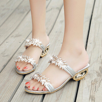 

Slippers Women Wear Fashionable Slippers with Medium-heel Sandals Slippers with Thick-heeled Slippers
