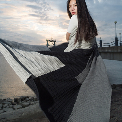 

Cotton Knitted Blanket Creative Splicing Style Beautiful Comfortable Color Atmosphere Fashion High Grade Blanket