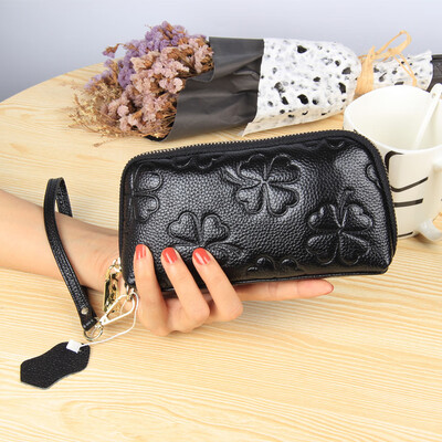 

First layer cowhide 2019 new womens embossed four-leaf clover shell bag large capacity leather clutch bag mobile phone bag