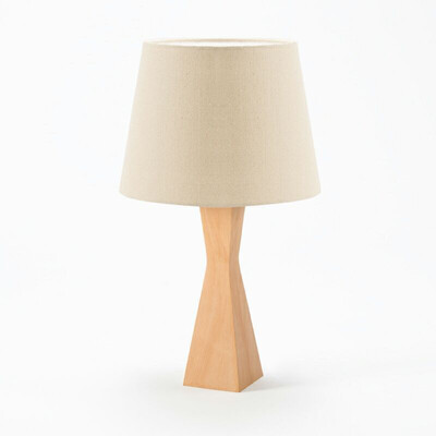 

Concise Modern Creative Fashion Eye Protection Table Lamp with Light Source