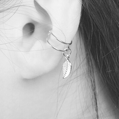 

New Fashion Clip Earrings For Women Imitation Pearl Cross Triangle Crystal Hollow U-shaped Ear Bone Cuff Invisible Men Jewelry