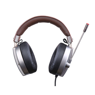 

Siberian professional gaming headset 71-channel head-mounted adjustable volume light design structure