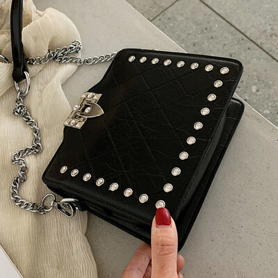 

Womens SpringSummer 2019 New Tide Korean Super Firenet Red Bag Foreign Style Joker Soft Leather Single Messenger Bag