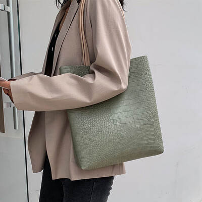 

Bag female bag new 2019 Korean version of the fashion large-capacity one-shoulder bucket bag foreign gas crocodile pattern shopping bag