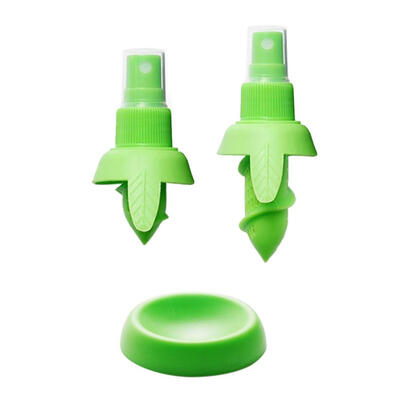 

2pcsset Lemon Orange Sprayer Fruit Juicer Citrus Spray Squeezers Reamers