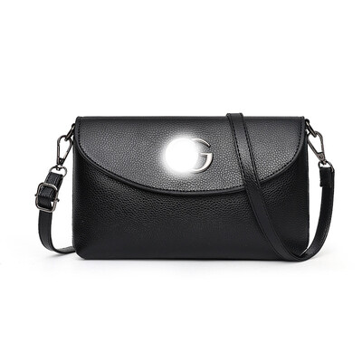 

Bag female 2019 new wave Korean version of the wild Messenger bag chain bag PU leather small female bag shoulder bag personality fashion
