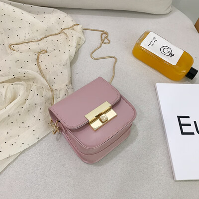 

2019 new chic simple wild chain cosmetic bag female personality mini Messenger bag casual fashion shoulder bag