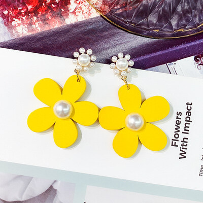 

New Brand Design Gold Color Wild Simulated Pearl Earrings For Women Personality Geometric Female Elegant Earring Accessories