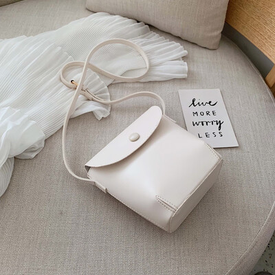 

Net red mini bag ins advanced sense of foreign style womens bag summer new 2019 simple bucket bag Messenger bag