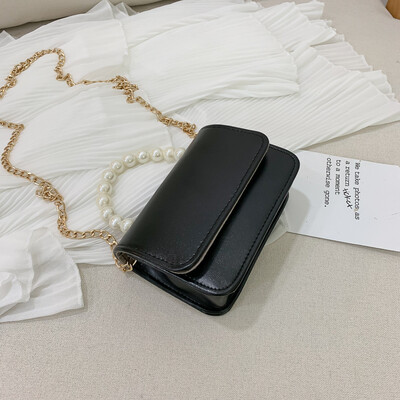 

2019 new simple fashion temperament chain shoulder Messenger bag female casual wild pearl portable small square bag