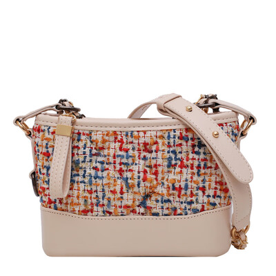 

New small bag female 2019 summer new port wind stone pattern chain shoulder bag fashion wild diagonal small square bag