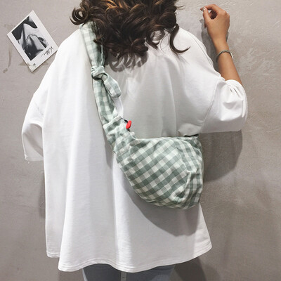 

Plaid bag female 2019 new wave Korean version of the wild Sen girl bag Harajuku student canvas shoulder Messenger bag