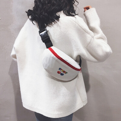 

Sports small bag female 2019 new Korean casual wild Messenger bag purse ins super fire cartoon canvas chest bag