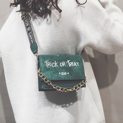 

Hong Kong style retro texture handbag on the new fashion Sen small bag female 2019 new wave Korean version of the shoulder Messenger bag