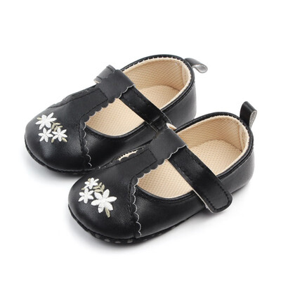 

Autumn Baby Girl cute leather crib shoes Floral Embroidery Design Sneakers Soft Soled First Walkers
