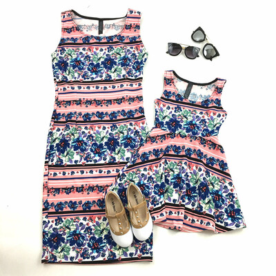 

Women Girl Mother Daughter Family Matching Dresses Summer Floral Sleeveless Dress Clothes Outfit