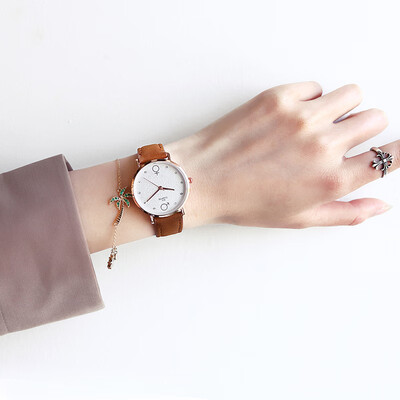 

Nordic womens watches inswind simple temperament fashion light luxury small bee style French minority student womens Watch