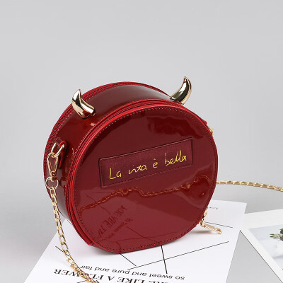 

Bag female 2019 new ins super fire Korean fashion personality casual wild chain shoulder slung small round bag