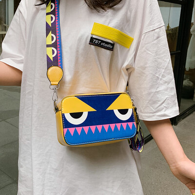 

New small bag female 2019 new Korean version of the wild Messenger bag small monster Yu Di wide shoulder strap shoulder small square bag