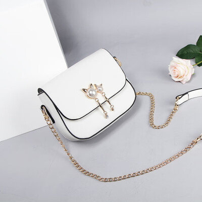 

Summer Baitao Little Bag Chao Korean version of the fashionable one-shoulder slanting bag chain bag mini-simple
