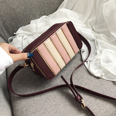 

New contrast color mosaic bag female 2019 new popular Korean version of the wild single shoulder slung fashion casual small square bag