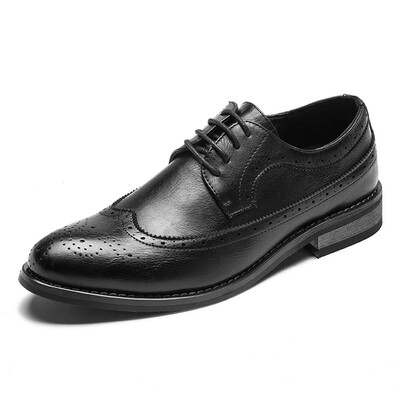 

Autumn new mens shoes Korean version of the trend Brock carved pointed casual shoes mens British retro business shoes