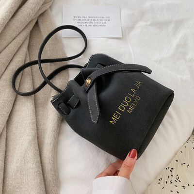 

New small bag retro sand fashion womens bag 2019 new bag leisure 100 bucket bag slant tide on ins
