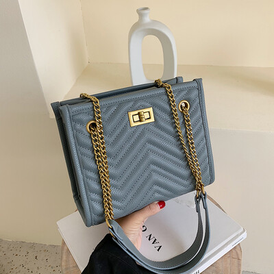 

High - level air bag retro chic lock chain bag new 2019 simple air single - shoulder bag oblique satchel