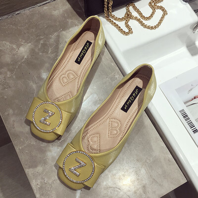 

Famous womens wind shoes childrens tide shoes single shoes summer flat soles fashion water drill round buckle grandmother
