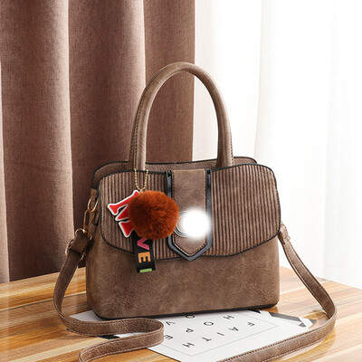 

2019 spring new fashion handbag female bag casual wild lady bag shoulder bag