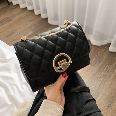 

Small fragrance rhombic embroidered line bag female 2019 new wave Korean version of the wild single shoulder slung fashion portable chain bag