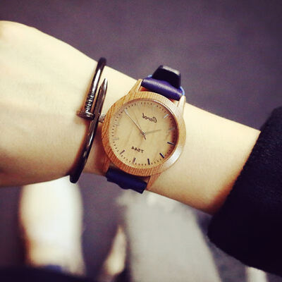 

Student personality simple wooden watch trend big dial quartz watch
