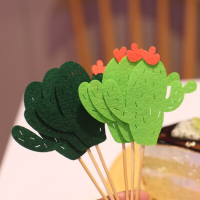 

Funnybunny Hawaii Cactus Cake Toothpick Toppers Party Decoration Supplies for Wedding